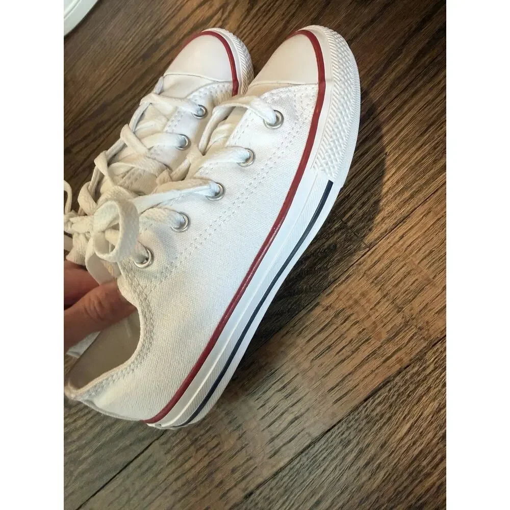 Converse Chuck Taylor All Star Sneaker Youth Sz 2 Shoes White low top NEW
